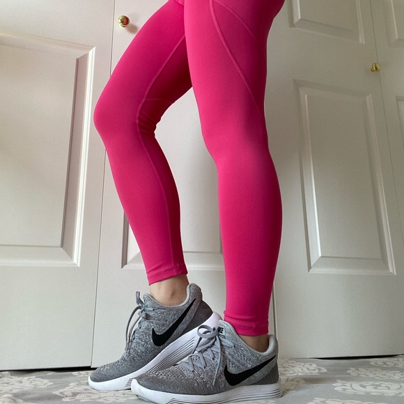 Fuchsia Workout Leggings